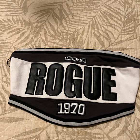 Women's Black and White Tube Top - Picture 3 of 5